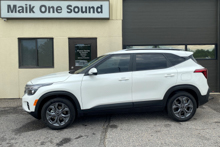 2024 Kia Seltos with professional window tint in North Bay
